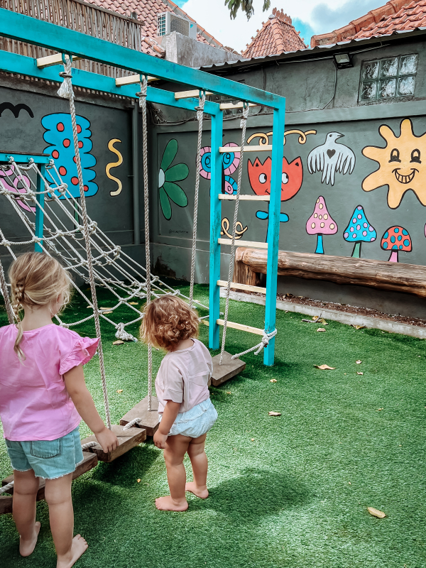 Rondreis Bali met kinderen Uluwatu Rondreis Bali met kinderen Uluwatu